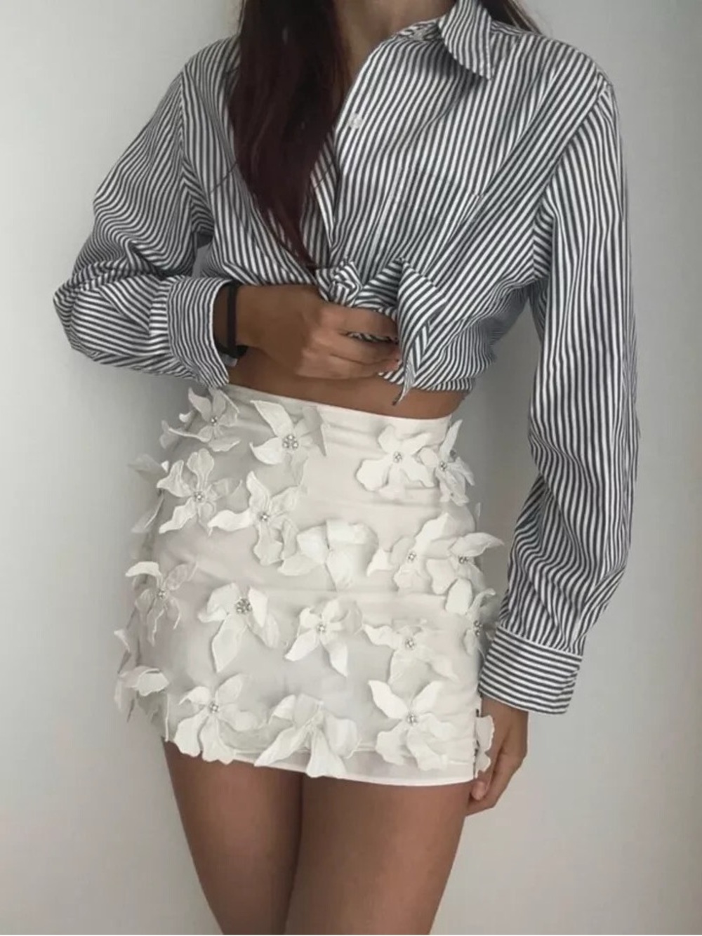 White 3D Floral Appliqué Mini Skirt